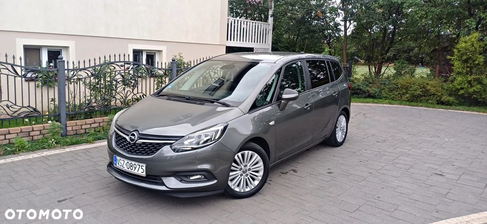 Opel Zafira - 1