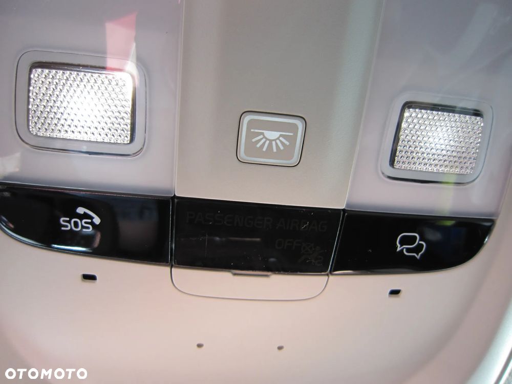 Volvo XC 40 B3 Essential - 15