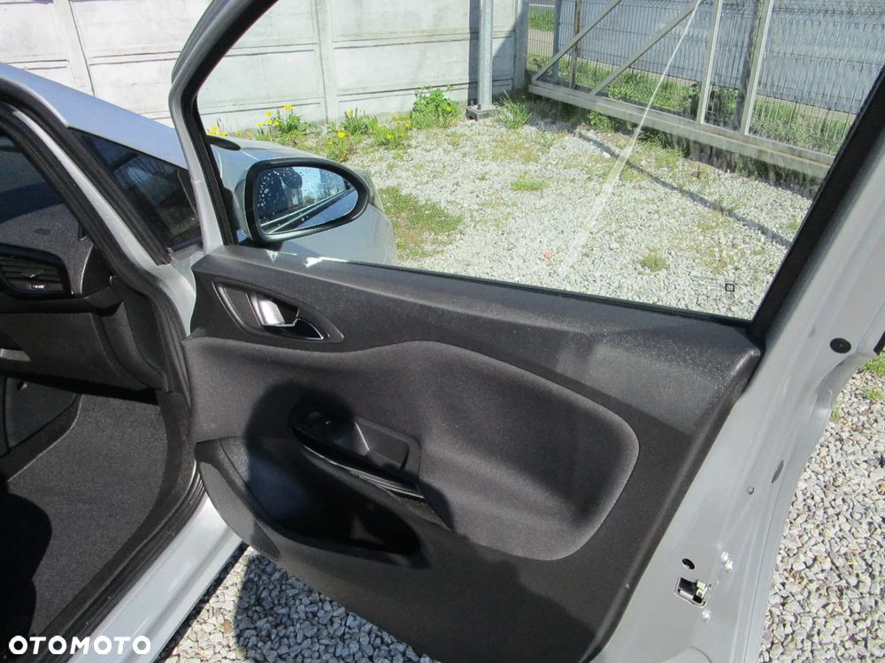 Opel Corsa 1.4 Innovation - 26