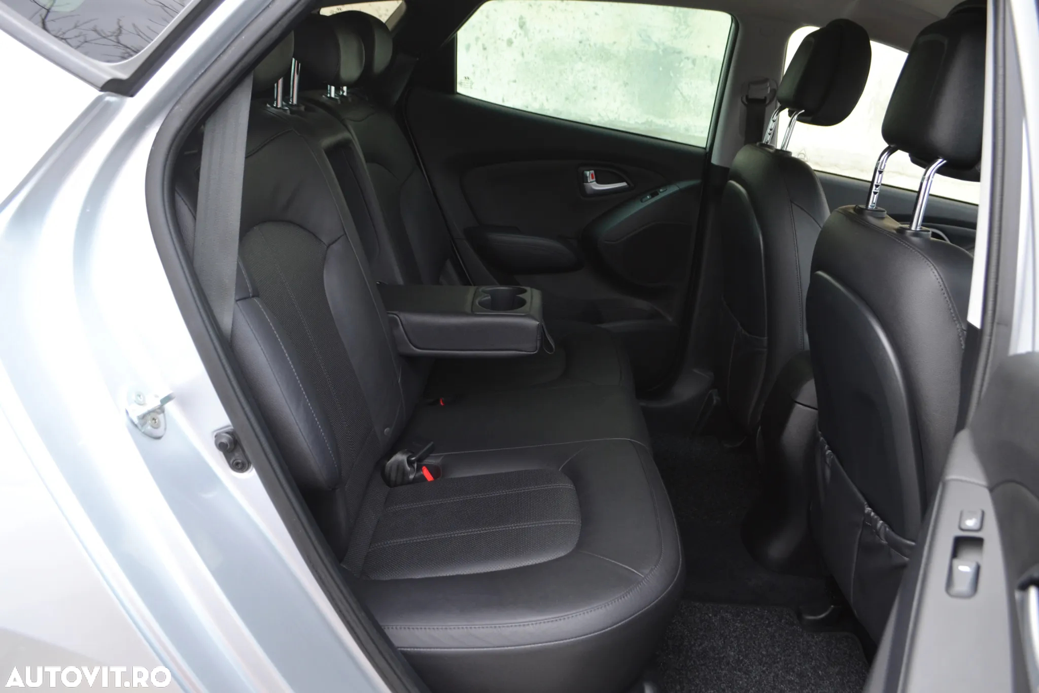 Hyundai ix35 2.0 CRDI 4WD Automatik Premium - 8