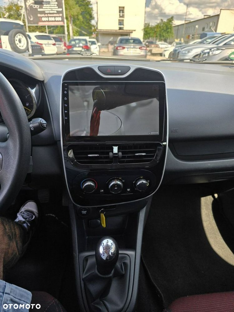 Renault Clio 1.2 16V Life EU6 - 15