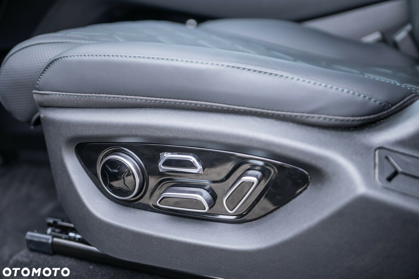 BYD Sealion 7 - 11