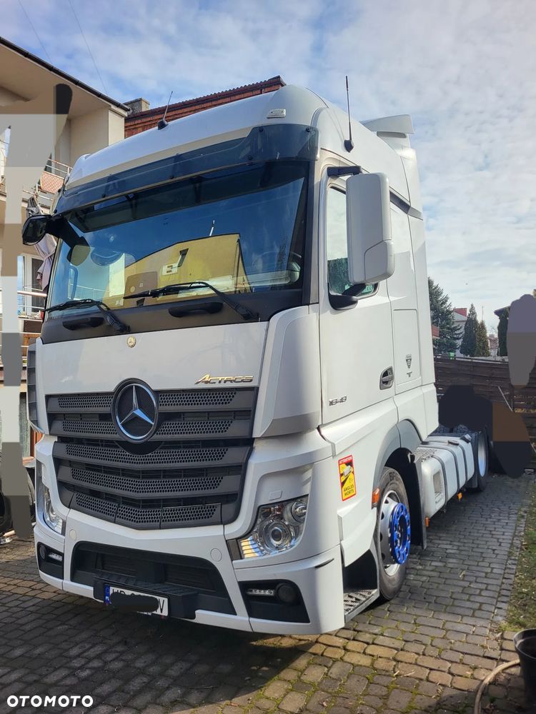 Mercedes-Benz Actros - 1