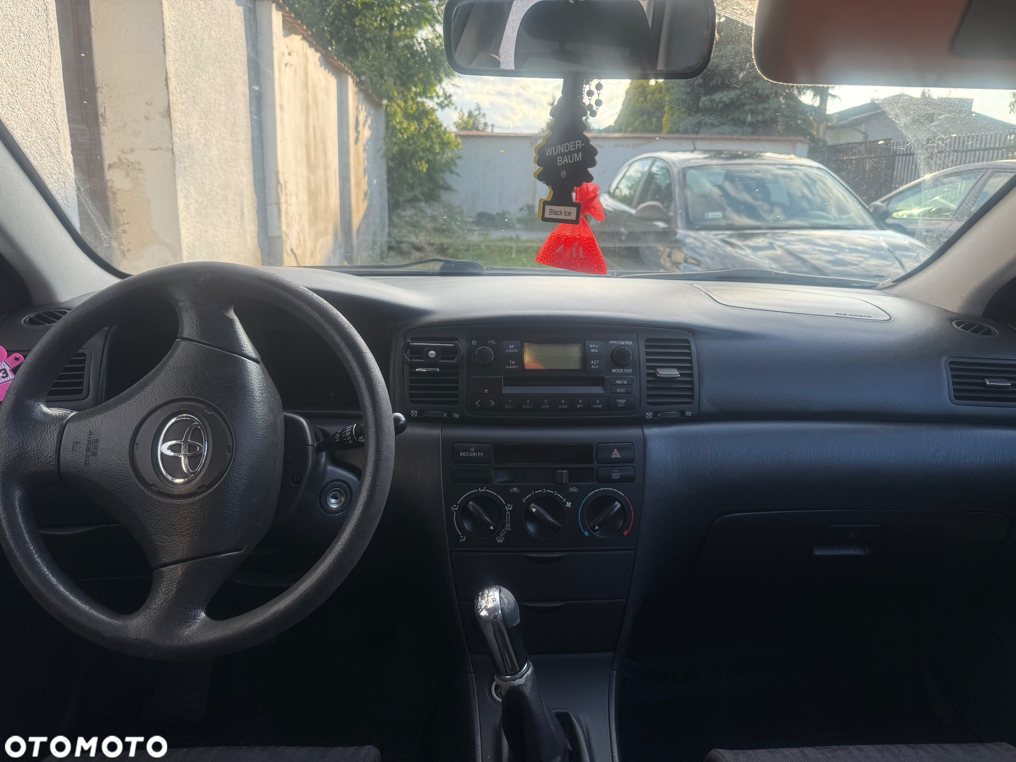 Toyota Corolla 1.4 VVT-i Dynamic - 6