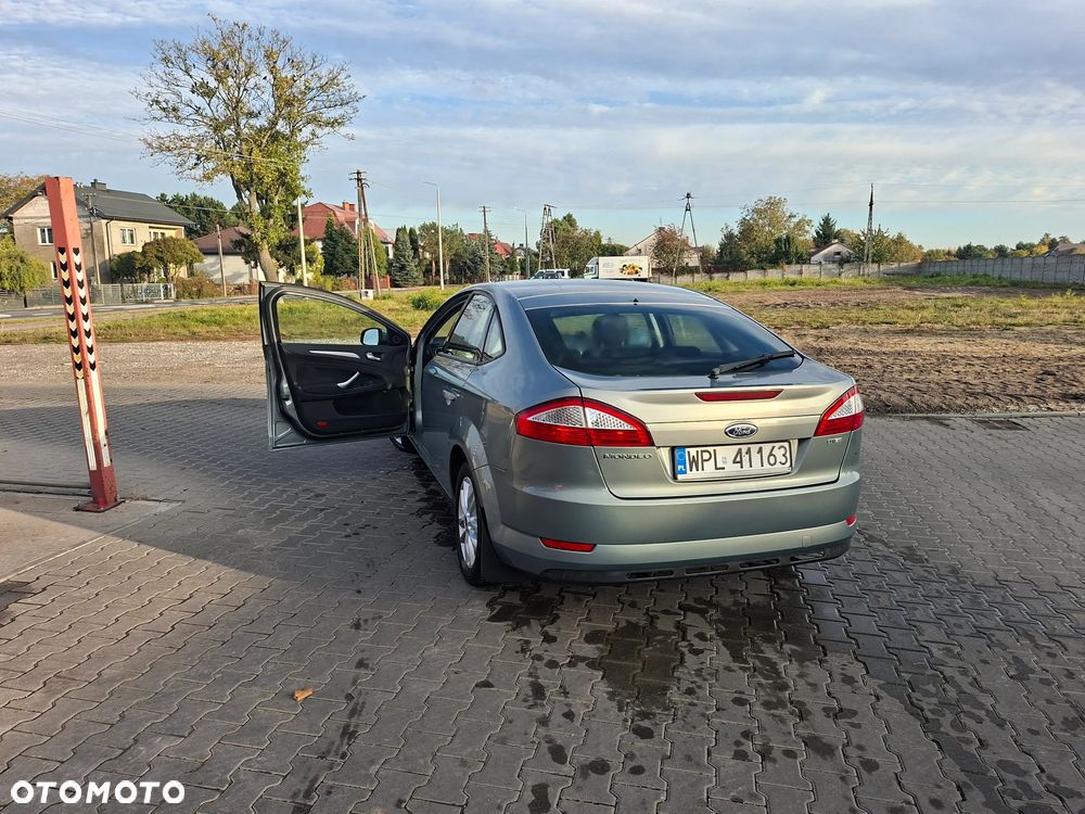 Ford Mondeo 1.8 TDCi Ambiente - 3
