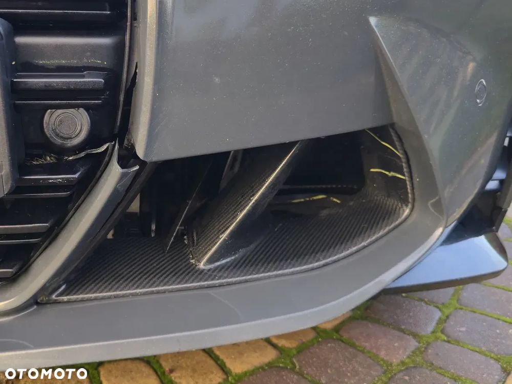 BMW M4 Competition M xDrive sport - 32