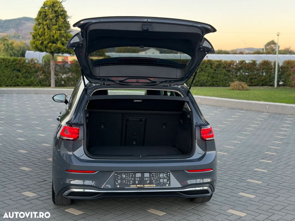Volkswagen Golf - 13