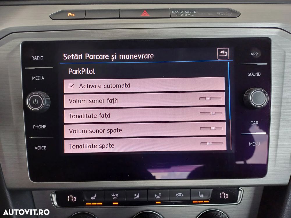 Volkswagen Passat - 20
