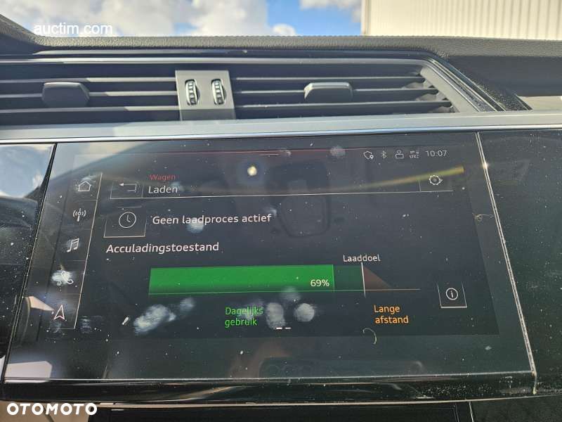 Audi e-tron 55 Quattro - 23