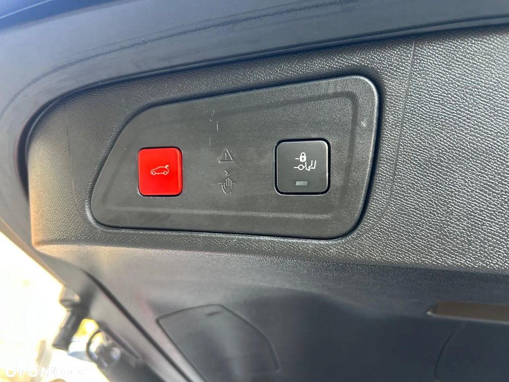 Citroën C5 Aircross 1.6 PureTech Shine EAT8 - 24