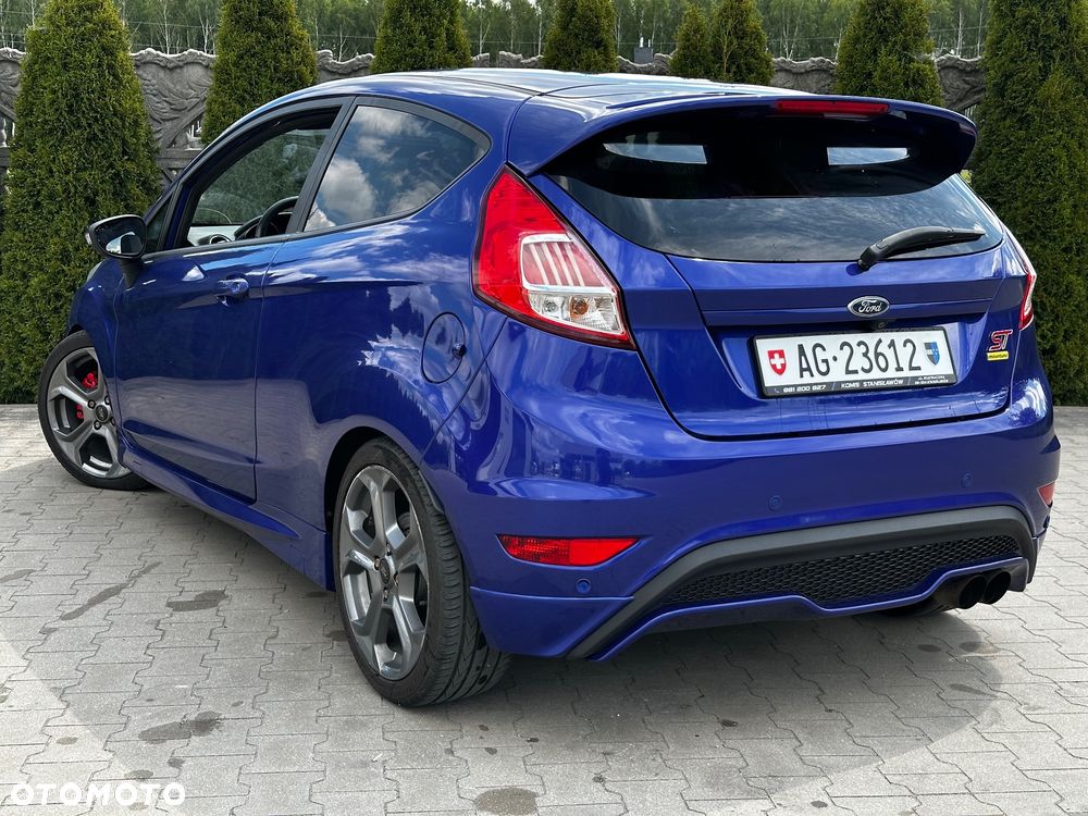 Ford Fiesta 1.6 EcoBoost mit Leder-Sport-Paket ST - 13