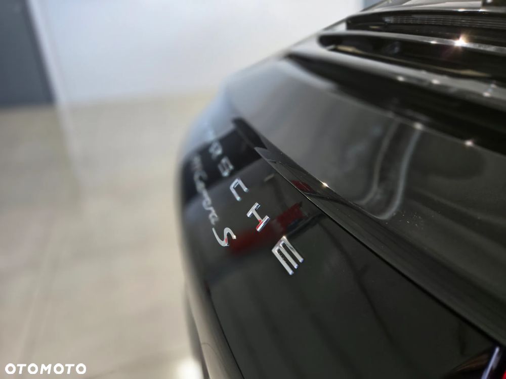 Porsche 911 Carrera S PDK - 12