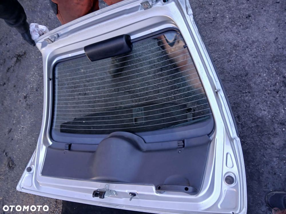 Opel Corsa C klapa bagażnika - 7