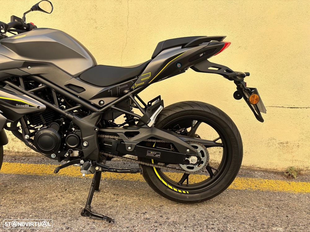 Benelli BN - 12