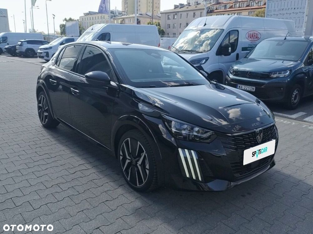 Peugeot 208 - 3