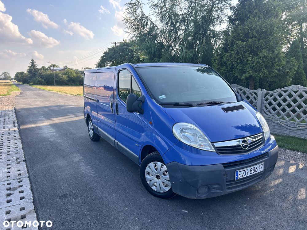Opel Vivaro - 2