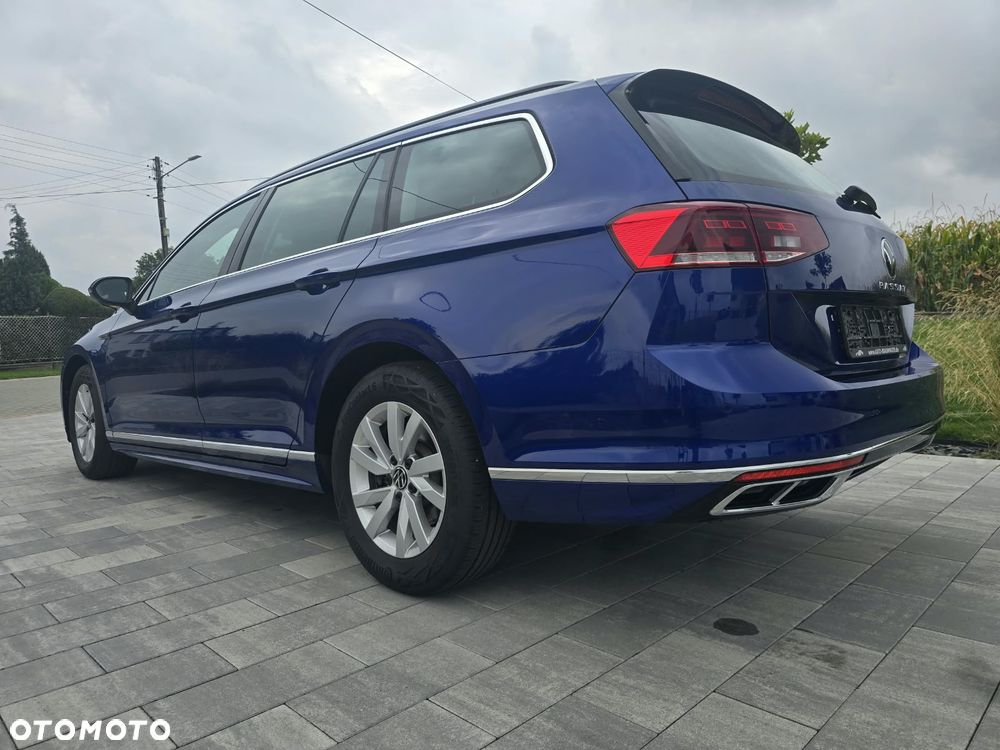 Volkswagen Passat 2.0 TDI SCR DSG Elegance - 5