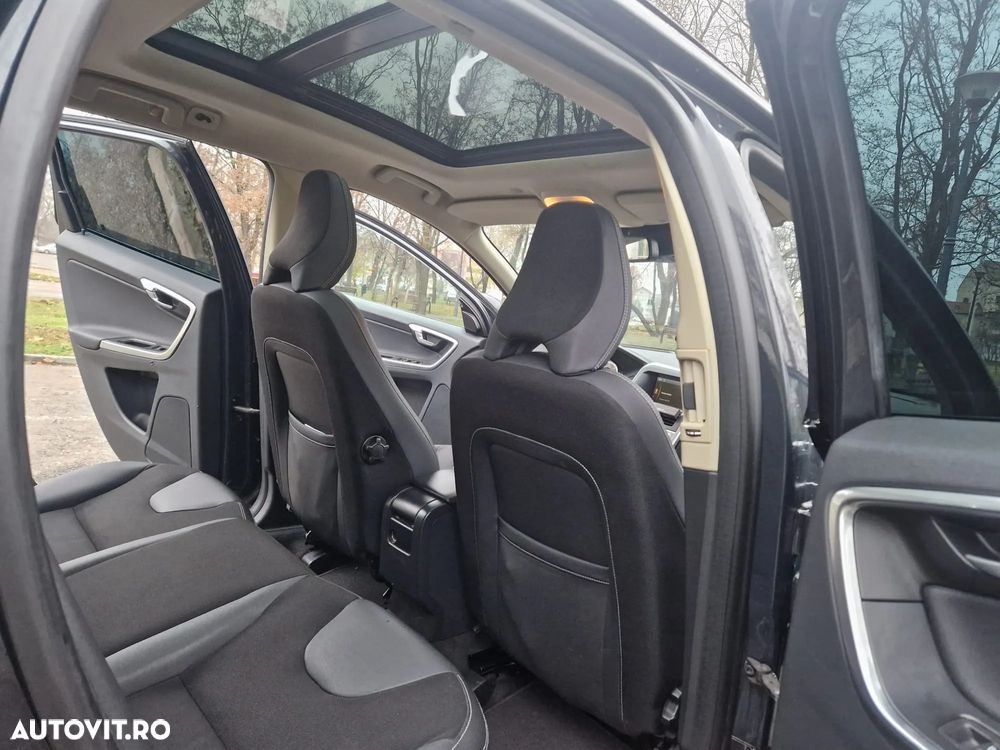 Volvo XC 60 D4 AWD Geartronic Kinetic - 6