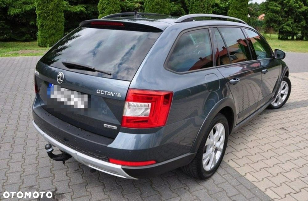 Skoda Octavia Scout 2.0 TDI 4x4 DSG - 15