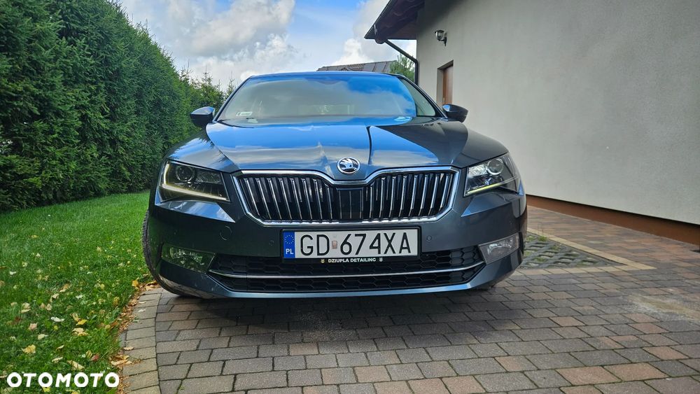 Skoda Superb 1.8 TSI Ambition DSG - 2