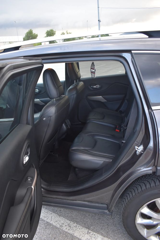 Jeep Cherokee 3.2 V6 Active Drive I Limited - 13