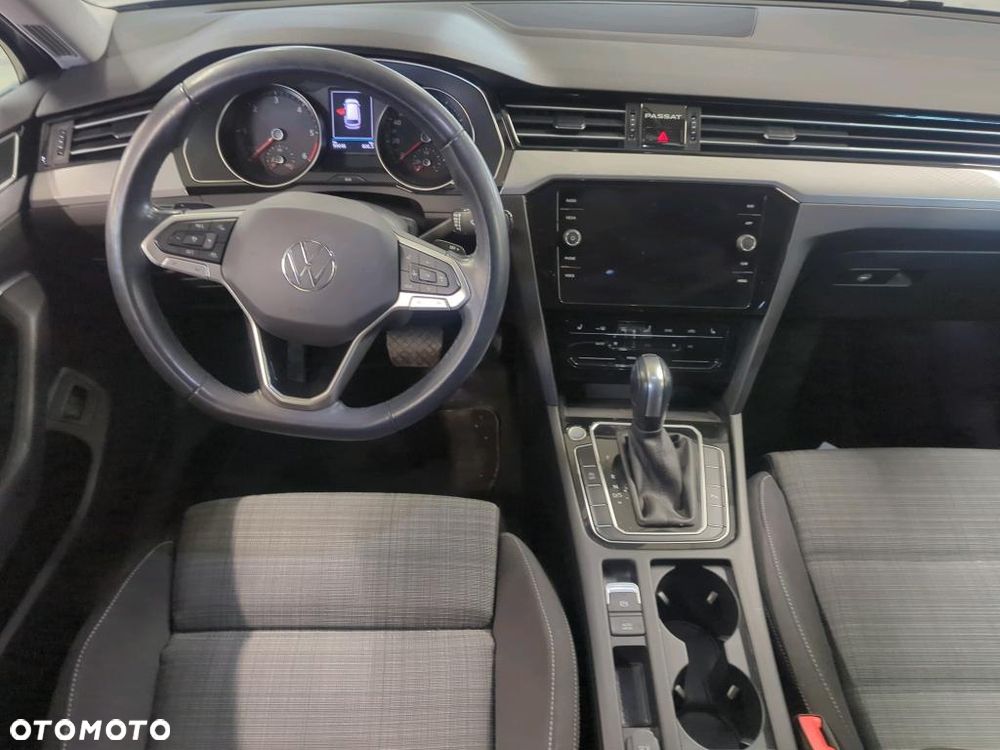Volkswagen Passat Variant 2.0 TDI EVO Business DSG - 11