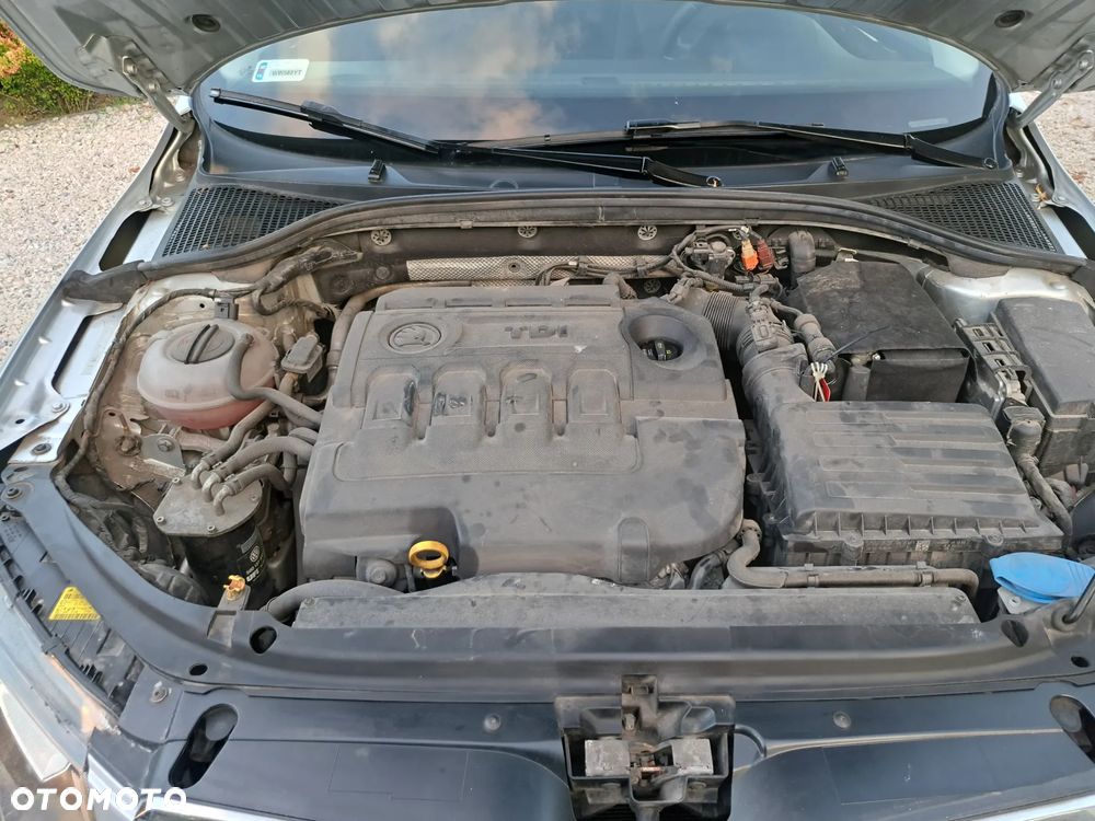 Skoda Octavia 1.6 TDI Active - 18