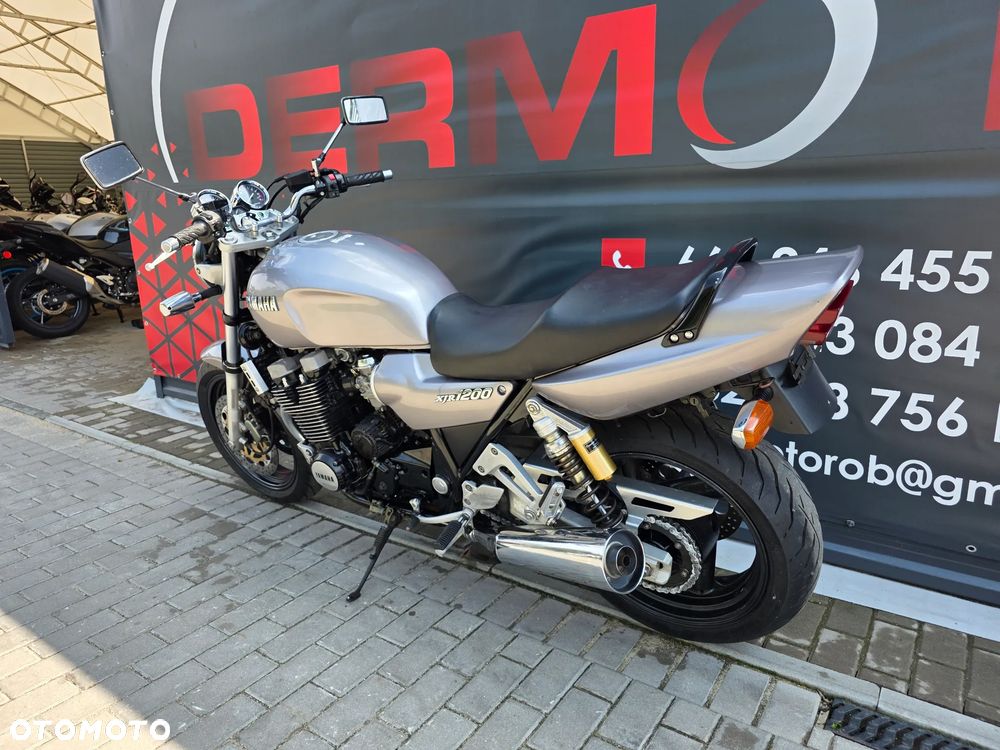 Yamaha XJR - 6