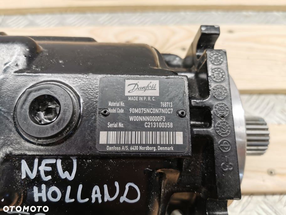 Hydromotor Danfoss {90M075NC0N7N0C7W00NNN0000F3} - 2
