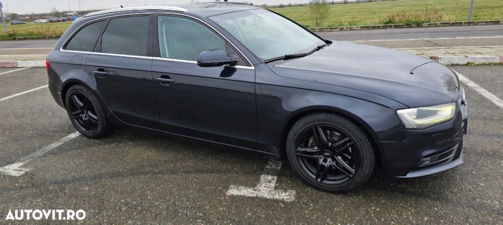 Audi A4 Avant 2.0 TDI - 26