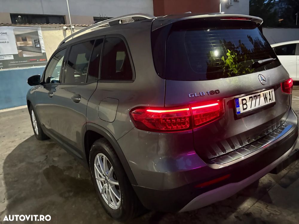 Mercedes-Benz GLB 180 7G-DCT Progressive - 4