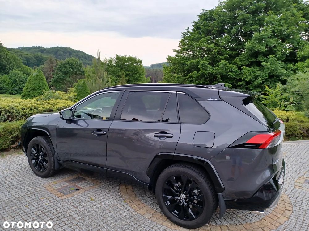 Toyota RAV4 - 9