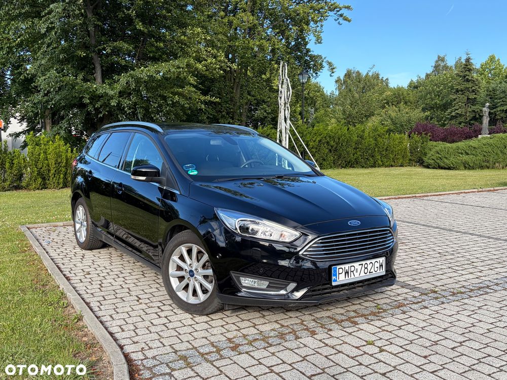 Ford Focus 1.0 EcoBoost STart-Stopp-System TITANIUM - 2