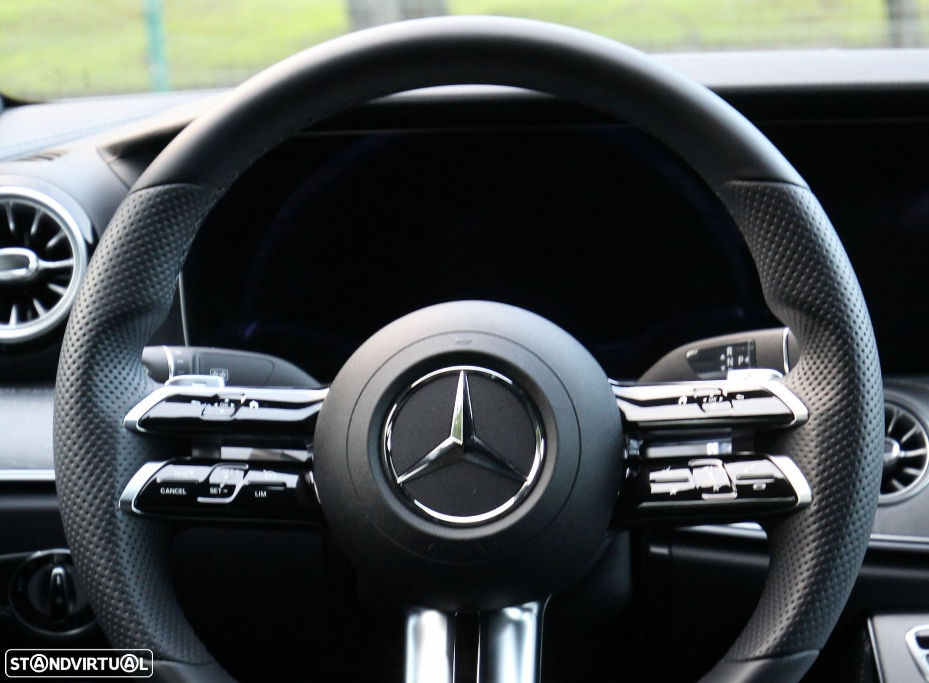 Mercedes-Benz CLS 220 d AMG Line - 39