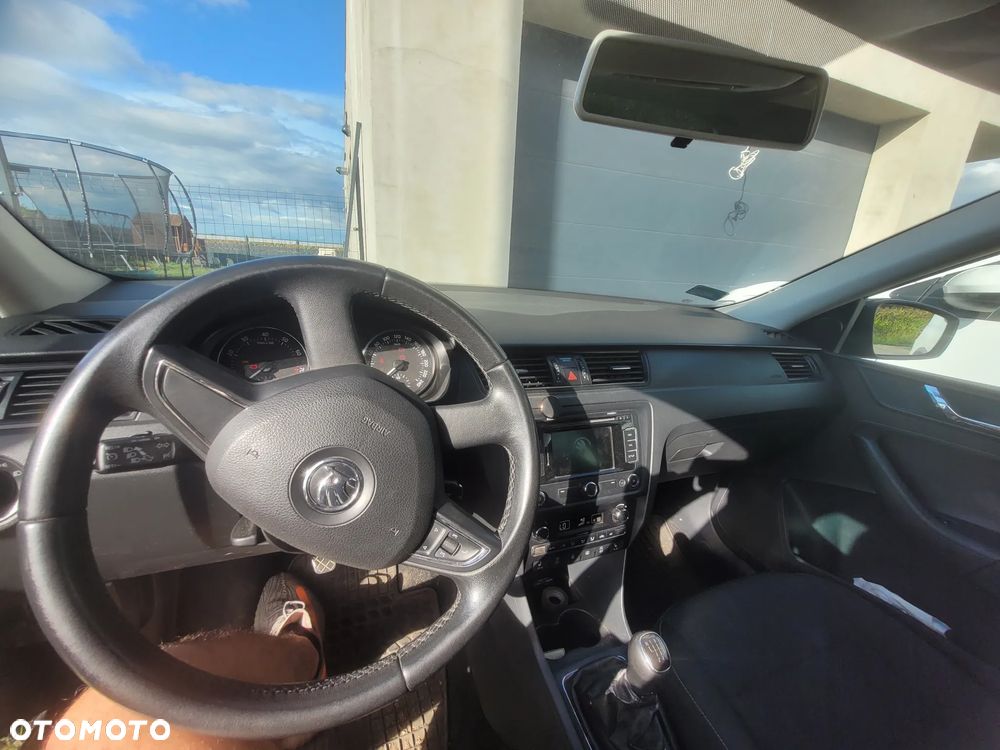 Skoda RAPID 1.2 TSI Active - 4
