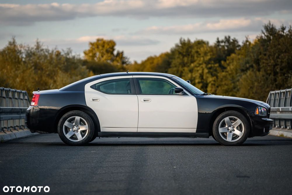 Dodge Charger - 4