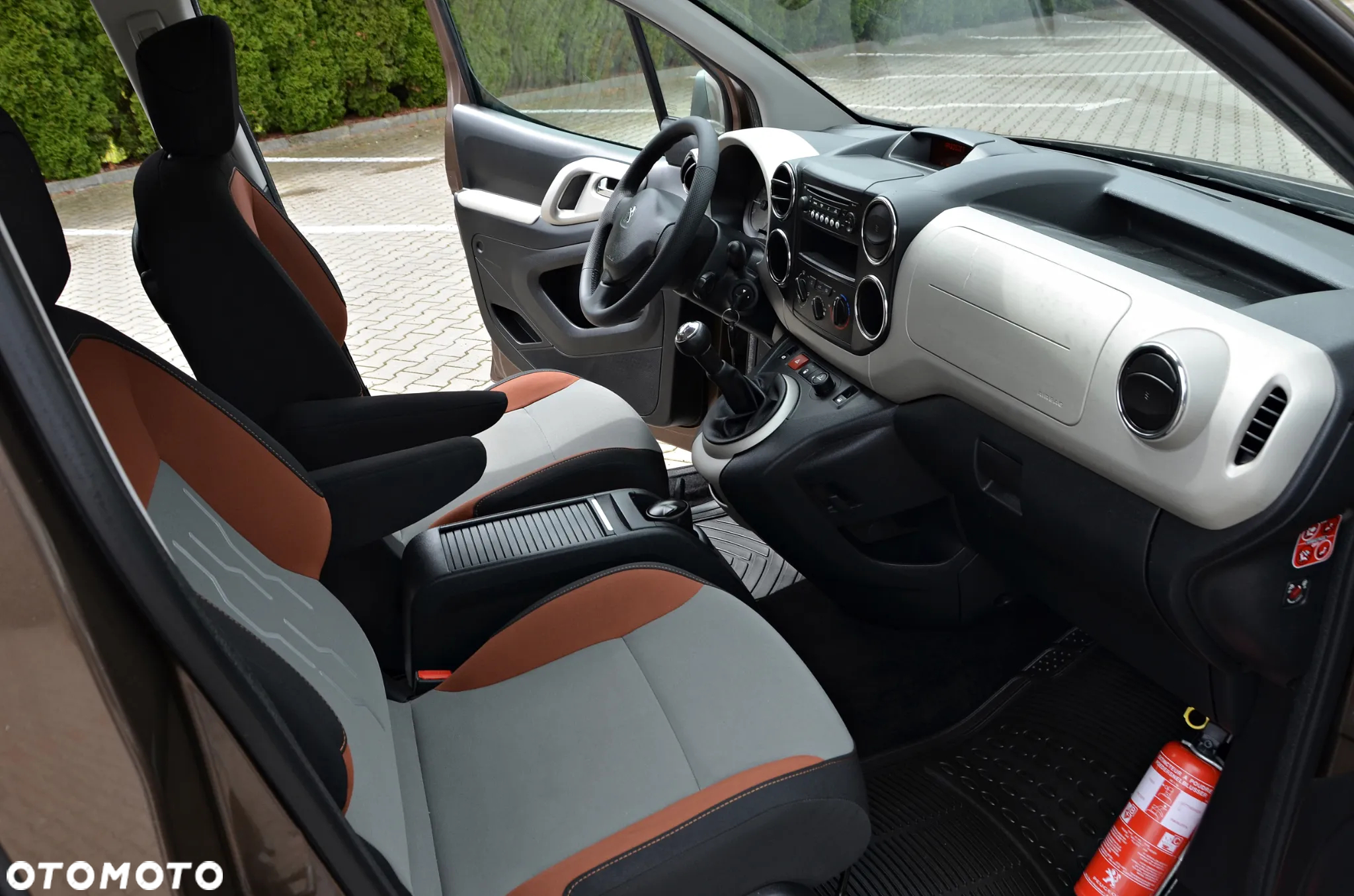 Peugeot Partner 1.6 HDi Outdoor - 27