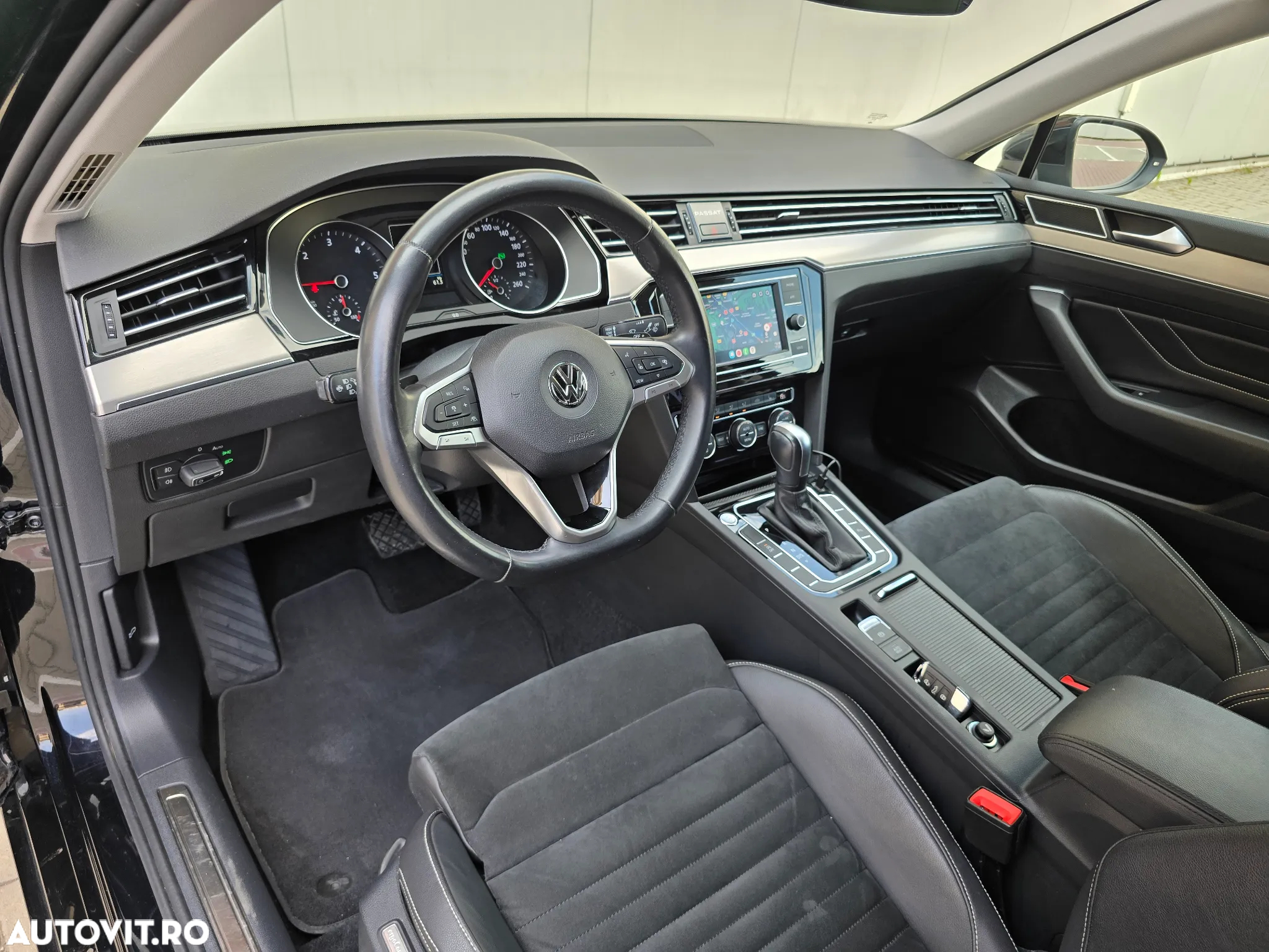 Volkswagen Passat 2.0 TDI DSG Highline - 9