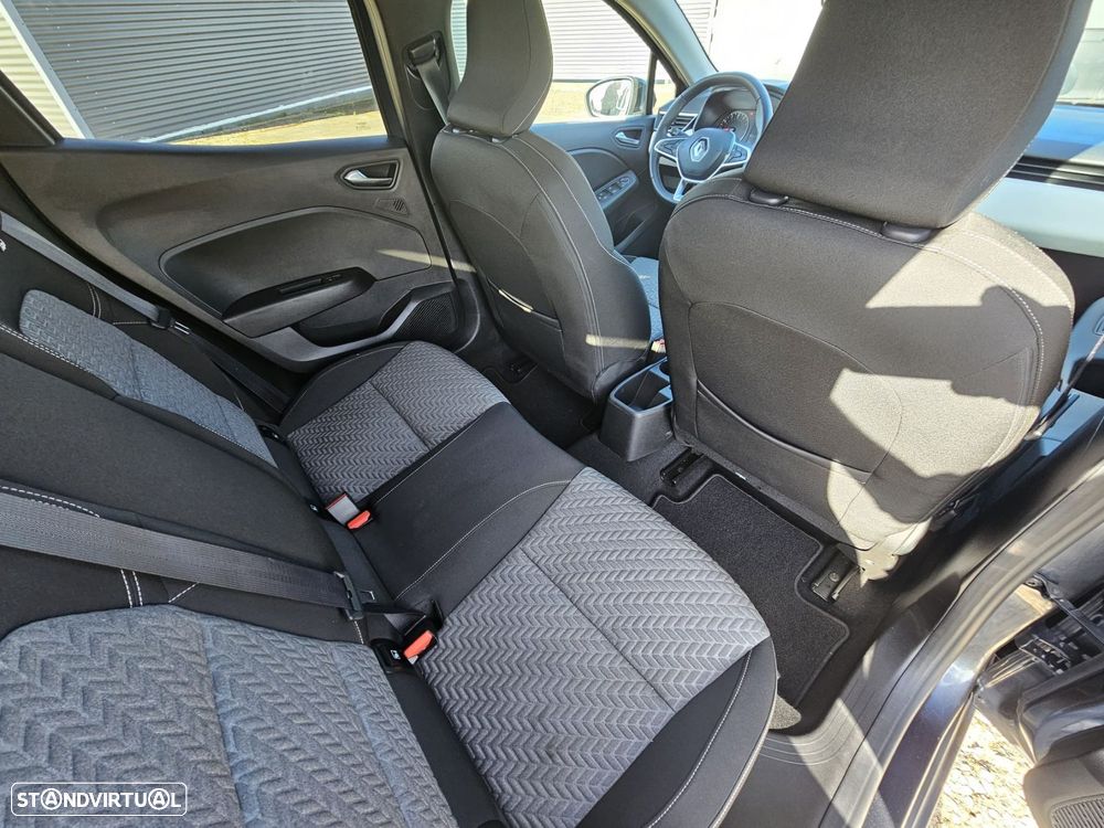 Renault Clio 1.0 TCe Evolution - 24