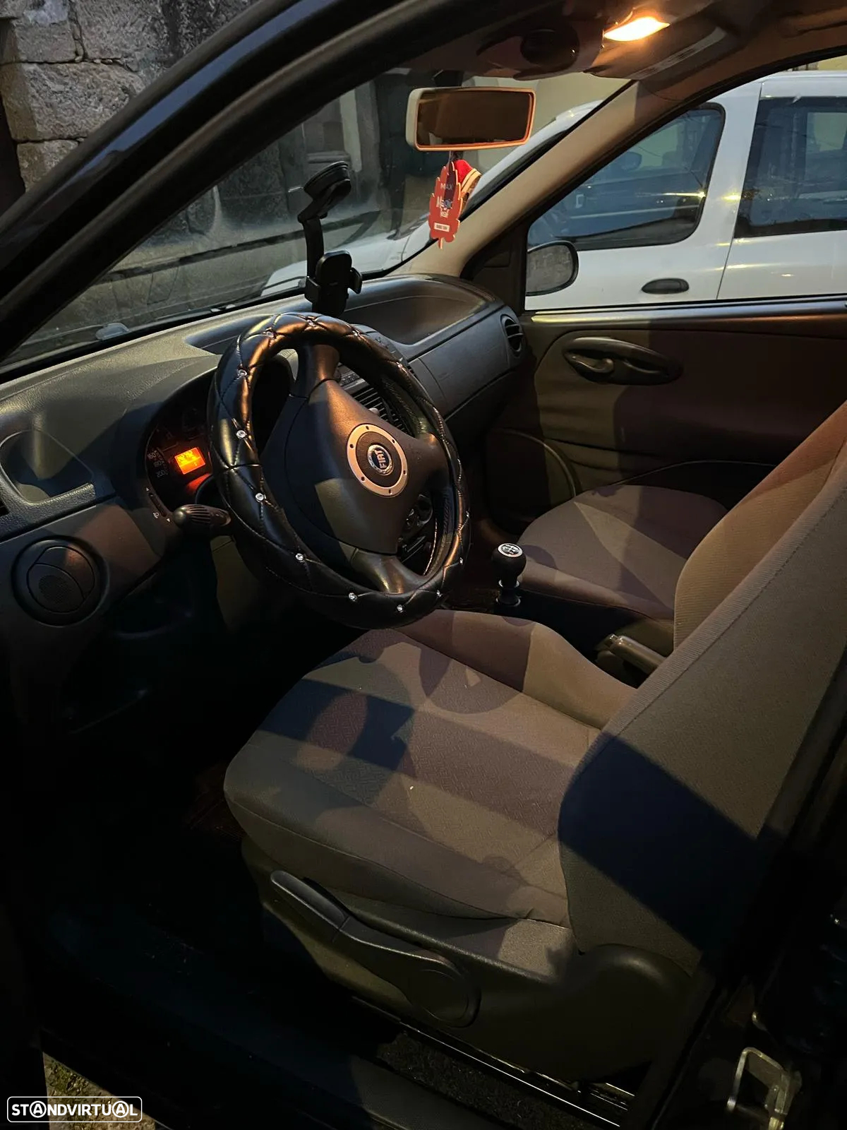 Fiat Punto - 10