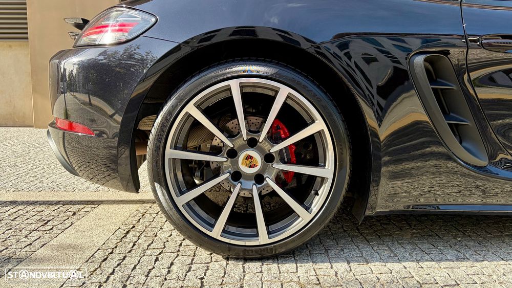 Porsche 718 - 26
