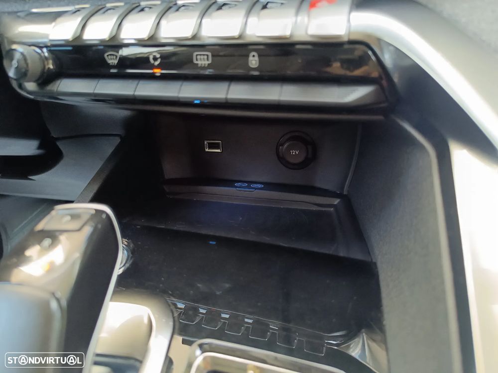 Peugeot 5008 PureTech 130 EAT8 Stop & Start Allure - 25
