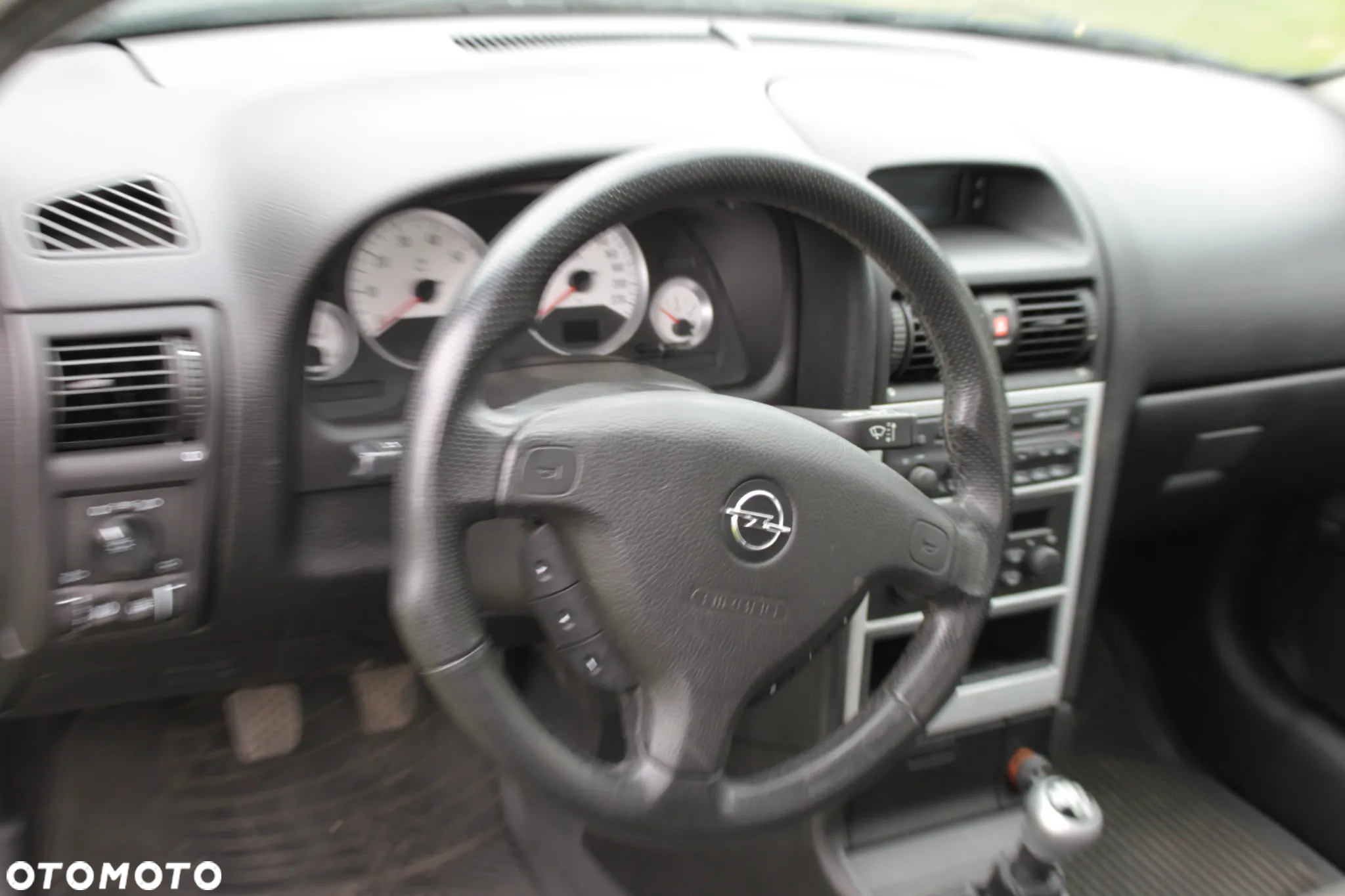 Opel Astra - 11