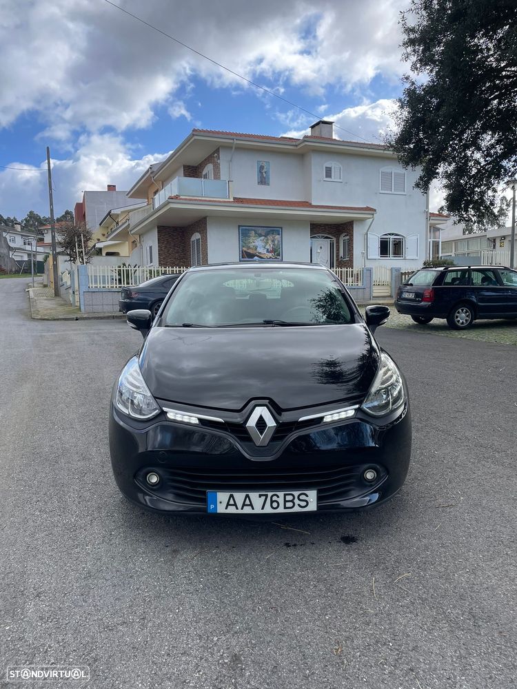 Renault Clio 1.5 dCi Dynamique S - 2