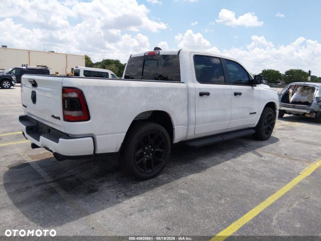 RAM 1500 - 4