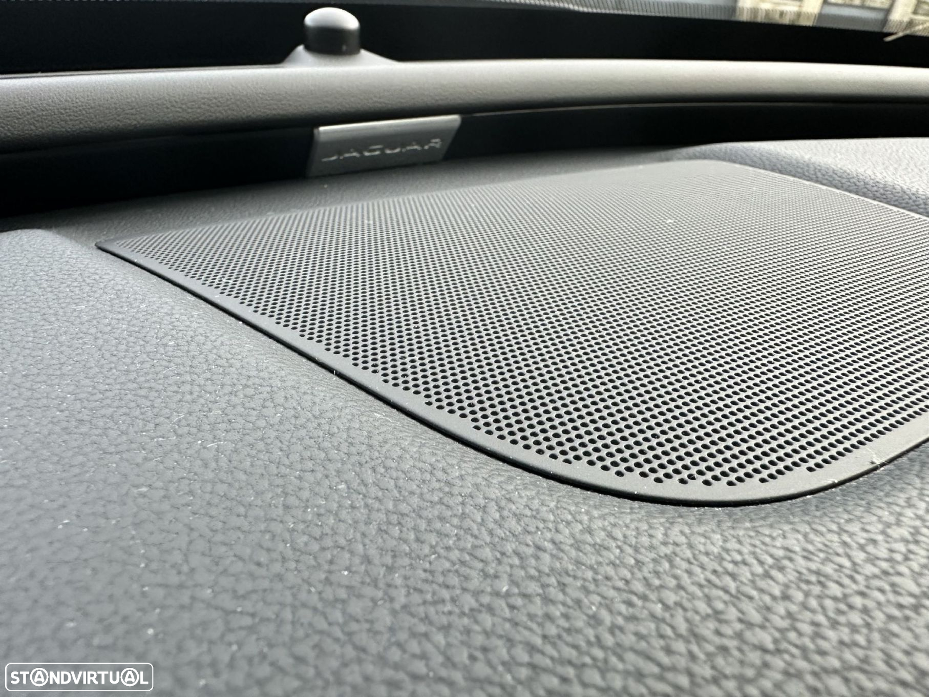 Jaguar XF 2.0 D R-Sport Aut. - 40