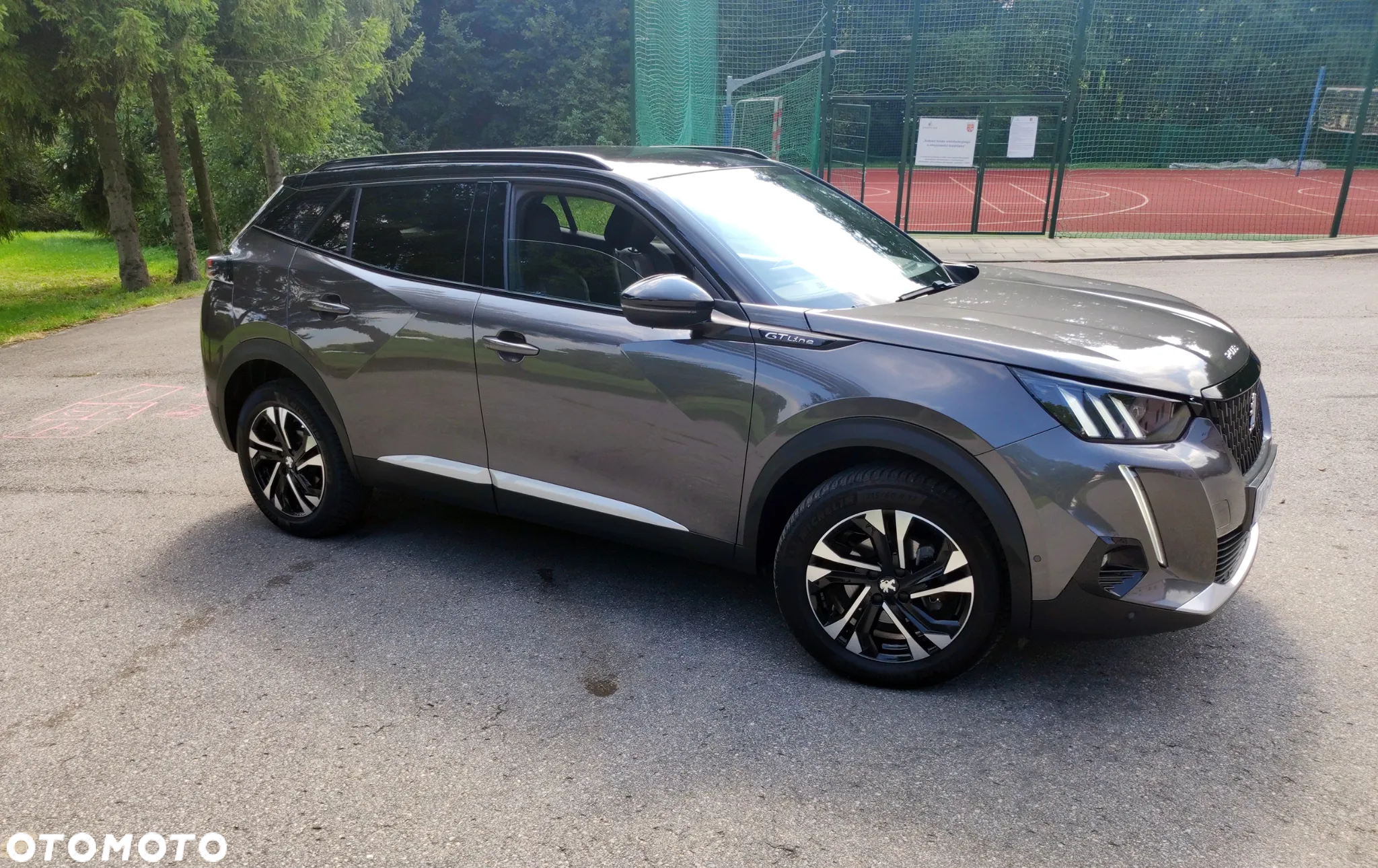 Peugeot 2008 1.2 PureTech GT Line S&S - 5