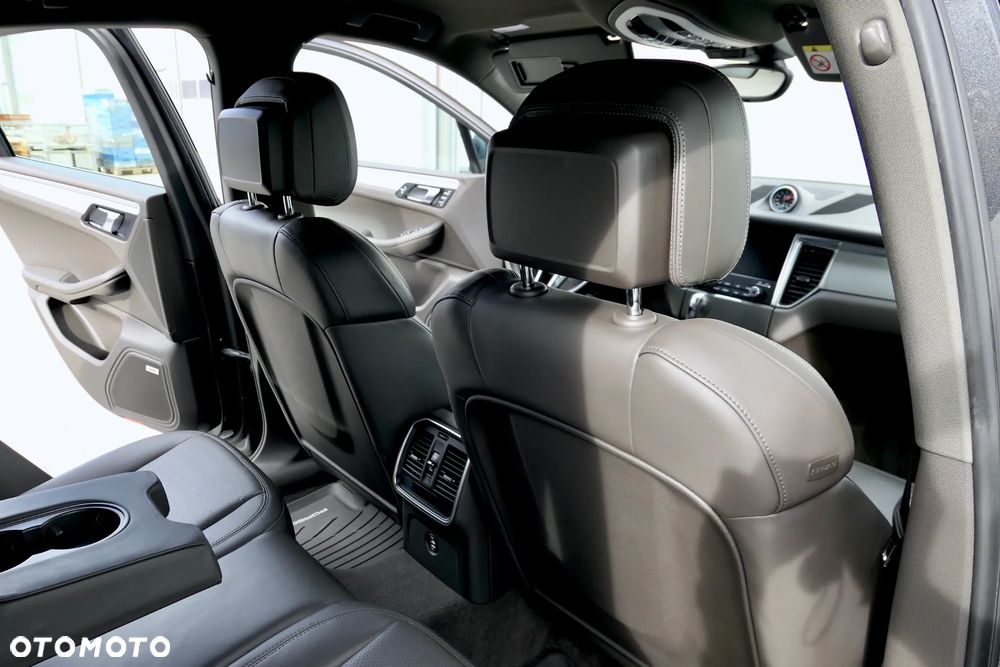 Porsche Macan Standard - 27
