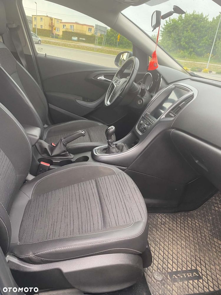 Opel Astra 1.4 T Enjoy EU6 - 10