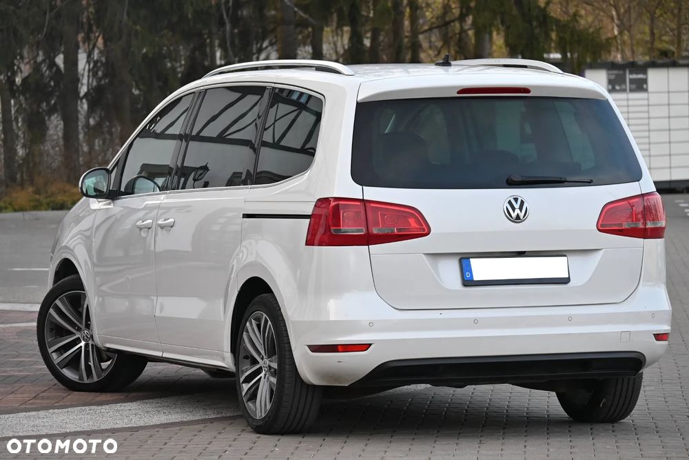 Volkswagen Sharan 2.0 TDI DSG Highline - 12